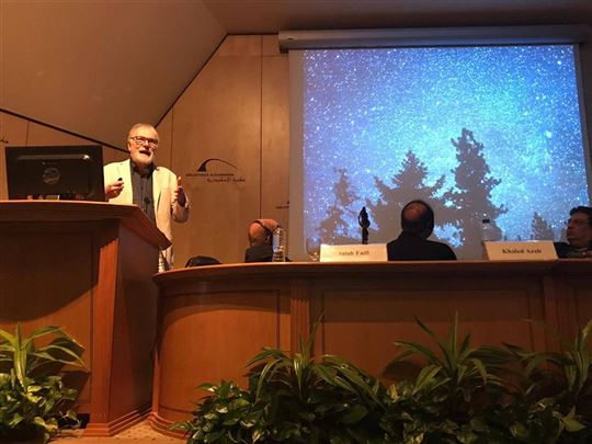 L’intervention de l’astrophysicien Marco Bersanelli à la Bibliothèque d’Alexandrie