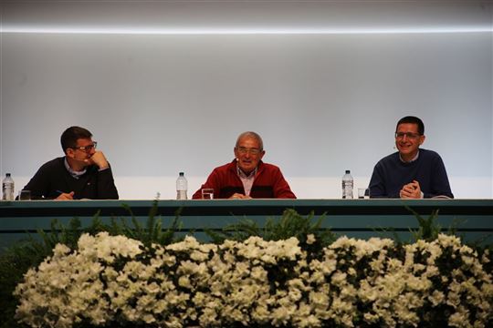 En partant de la gauche : don Banna, Jesús Carrascosa (Carras) et Alberto Bonfanti
