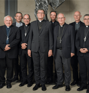 Les évêques du Conseil permanent de la Conférence des eveques de France (Photo/Stéphane Ouzounoff)