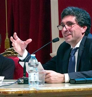 Davide Prosperi lors de son intervention à Recanati